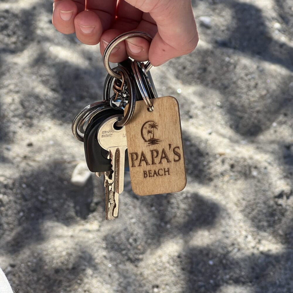 Laser engraved wooden keychain with chain